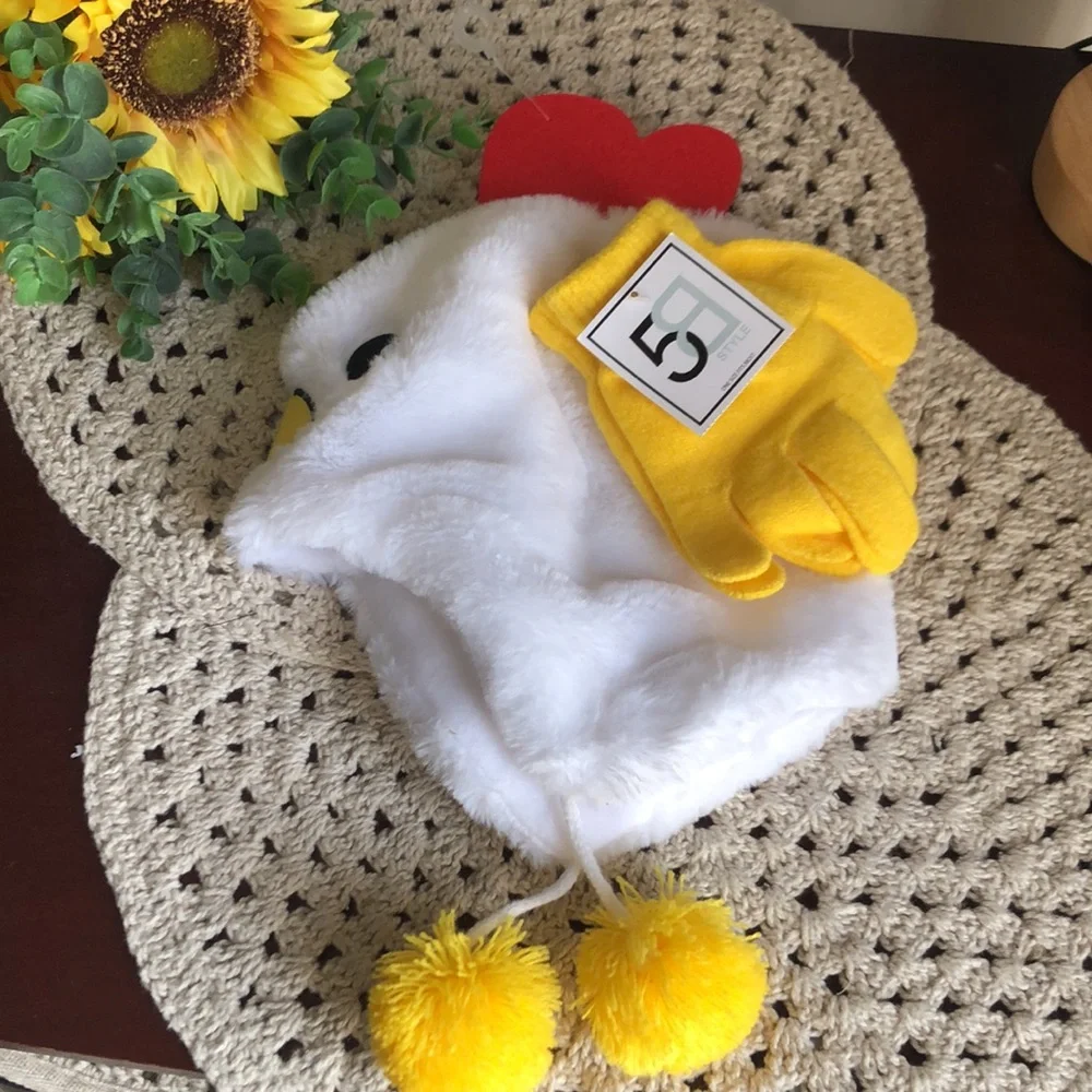Plush White and Yellow Chicken Hat & Gloves for Kids - Cozy Costume Accessory